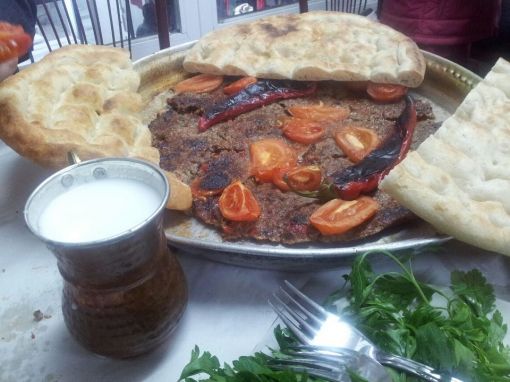 Pöç Kasabı ve Kebap Salonu / Antakya / Hatay / Uzun Çarşı (Kağıt Kebabı